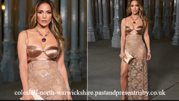 Kilau Glamor Instagram Jennifer Lopez
